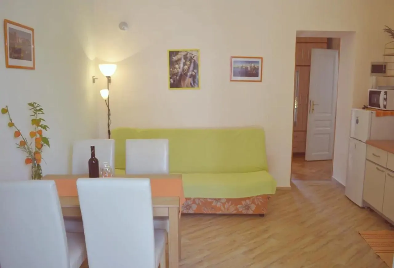 Apartments With Wifi Pula - 17014