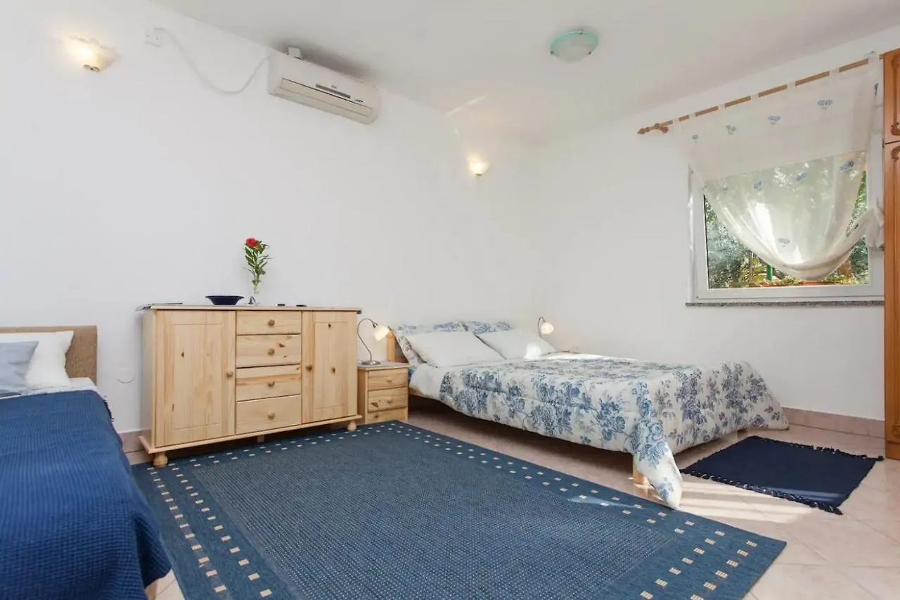 Apartments With Wifi Pula - 17014